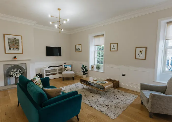 Swaledale, Old School Rooms - Luxury Apartment In Richmond, North Yorkshire